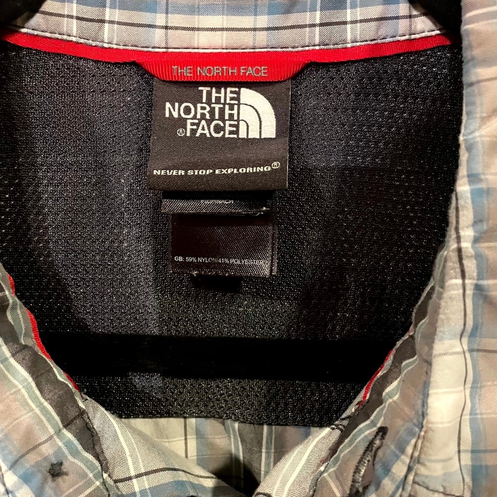 2-The North Face Plaid Short Sleeve Shirt‎ Gray Black Size M